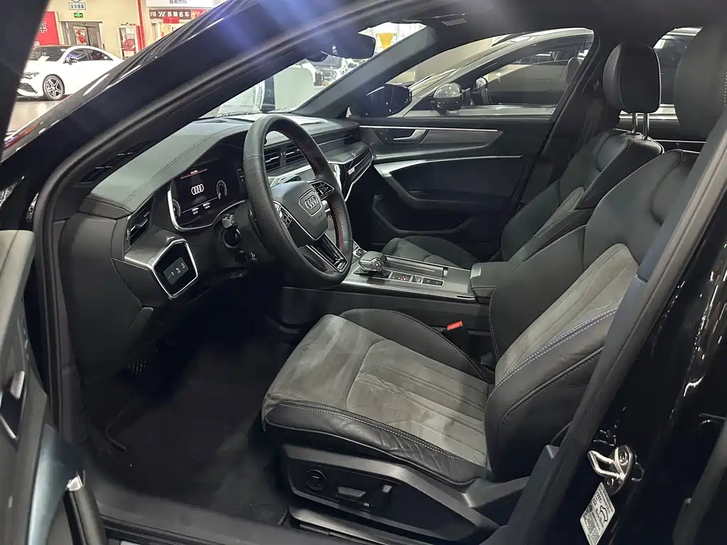 Audi A6L 2020 55 TFSI e quattro