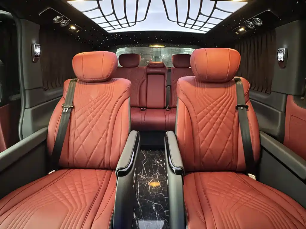 Mercedes-Benz Vito 2018 2.0T Elite 7 мест V