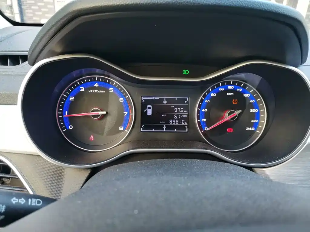 Geely Vision — миниатюра 12