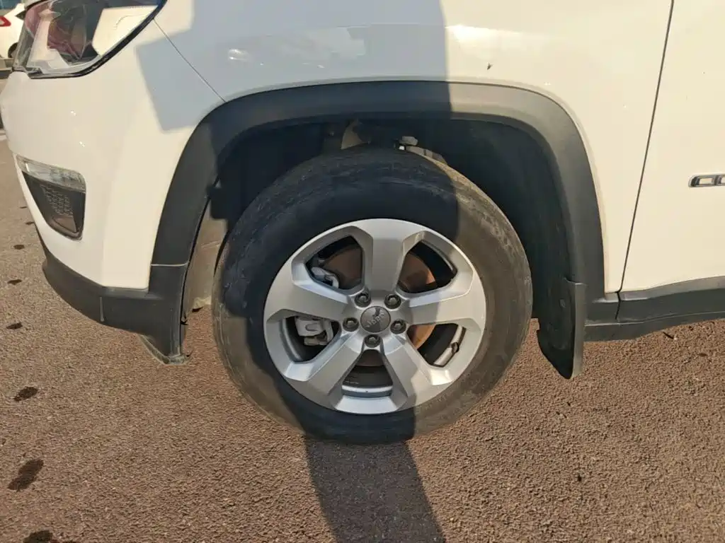 Jeep Compass — миниатюра 23