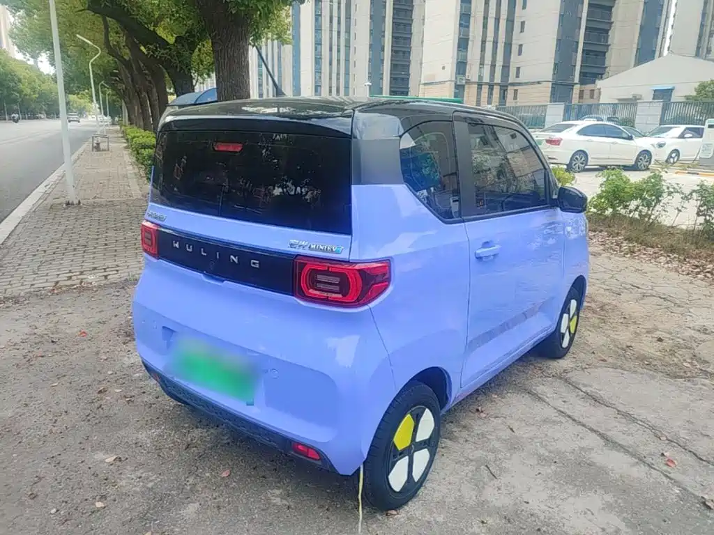 Wuling MINIEV — миниатюра 7