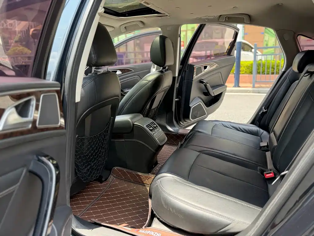 Zotye Zotye Z700 — миниатюра 6