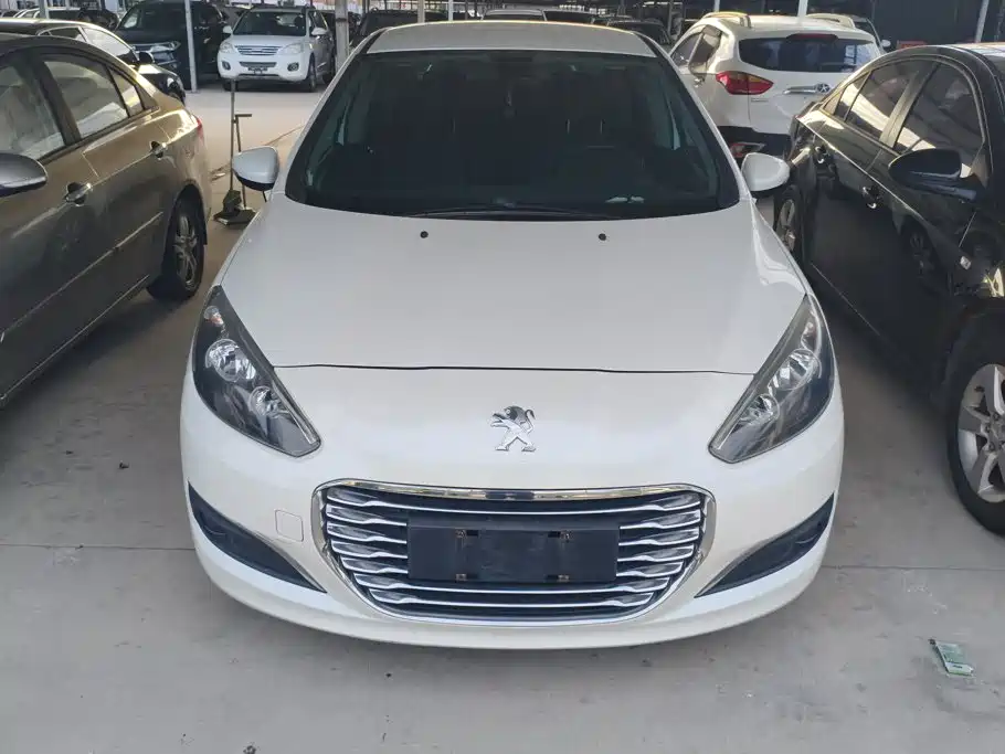 Peugeot 308 — миниатюра 2
