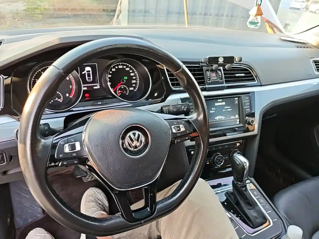 Volkswagen Lamando — миниатюра 10