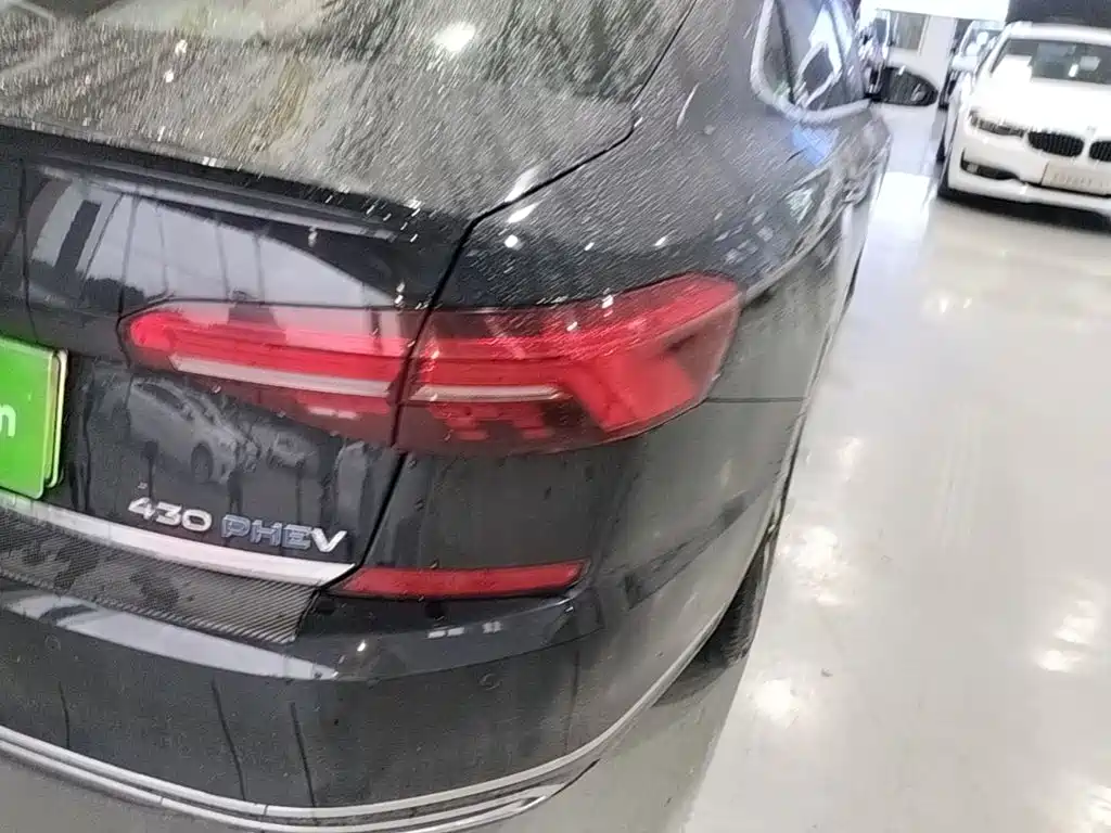 Volkswagen Passat PHEV — миниатюра 8