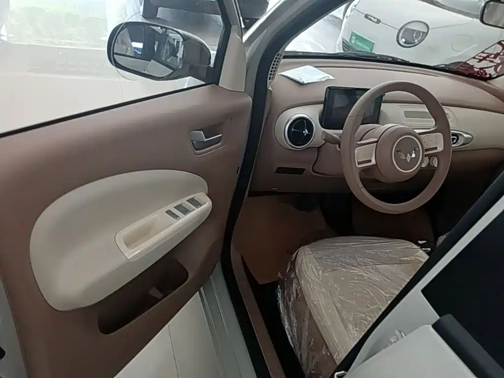 Wuling MINIEV — миниатюра 16