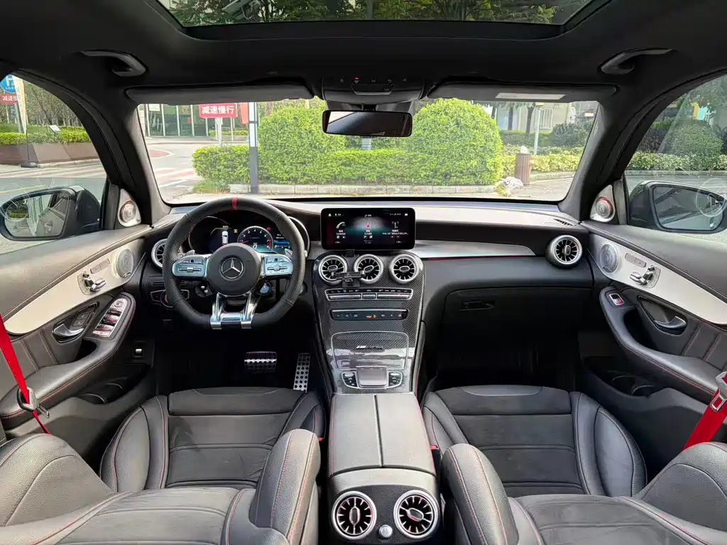 Mercedes-Benz GLC AMG — миниатюра 20