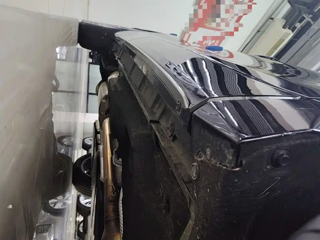 Toyota Crown Kluger — миниатюра 21