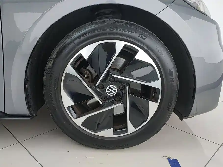 Volkswagen ID.3 — миниатюра 6