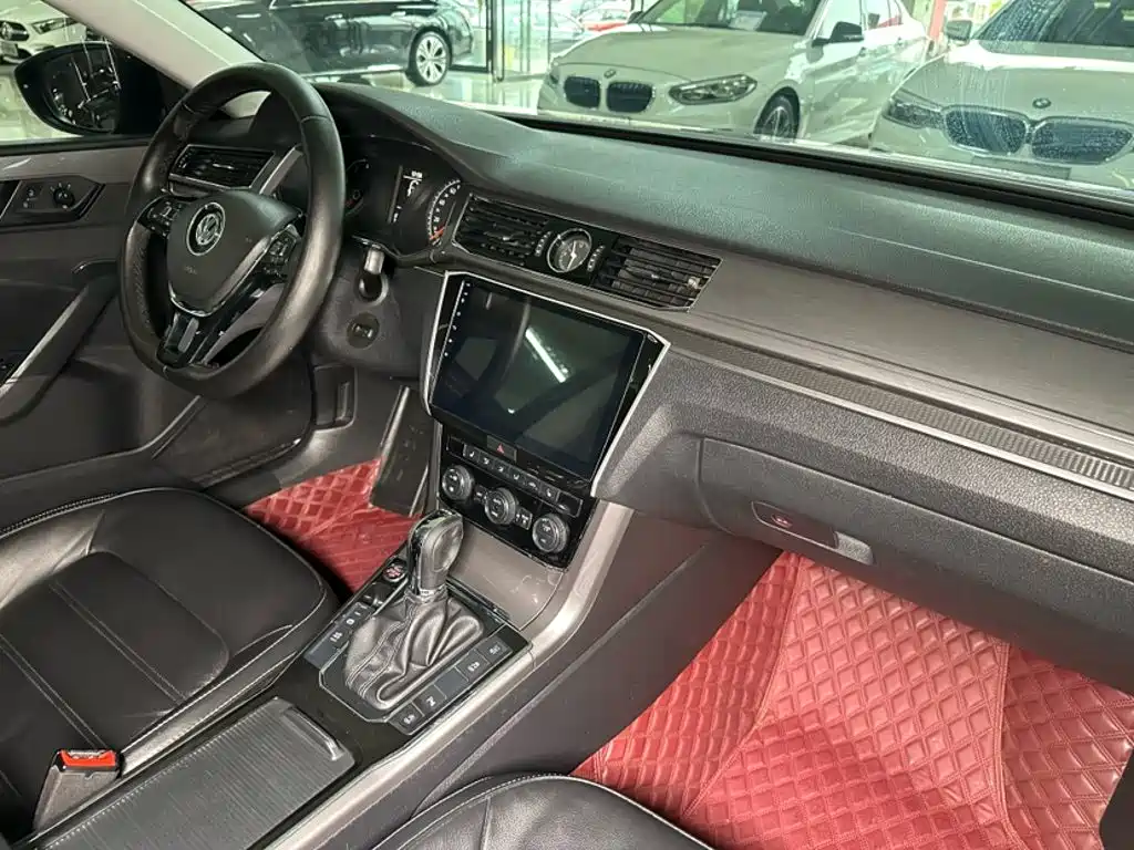 Volkswagen Passat — миниатюра 10