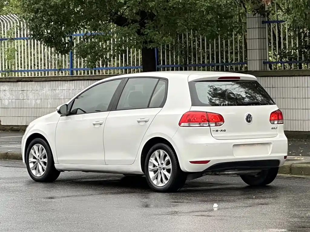 Volkswagen Golf — миниатюра 5