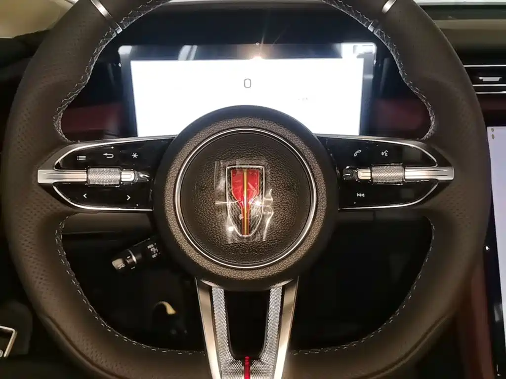 Hongqi Hongqi H5 — миниатюра 11