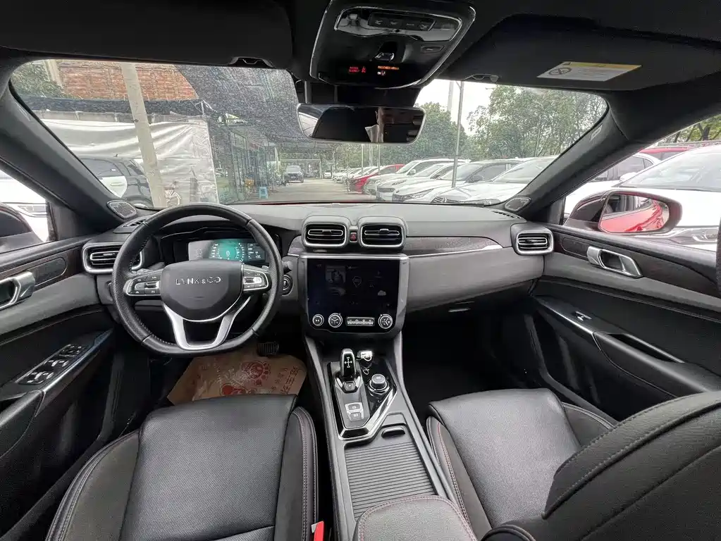 Lynk & Co 03 2018 1.5TD DCT Pro V
