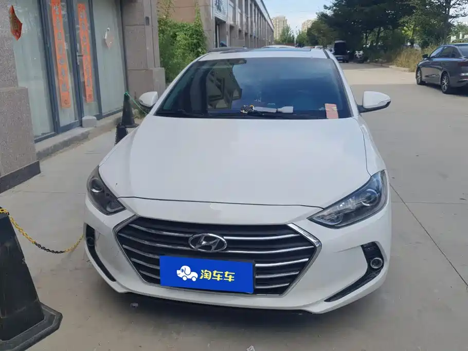 Hyundai Elantra — миниатюра 2