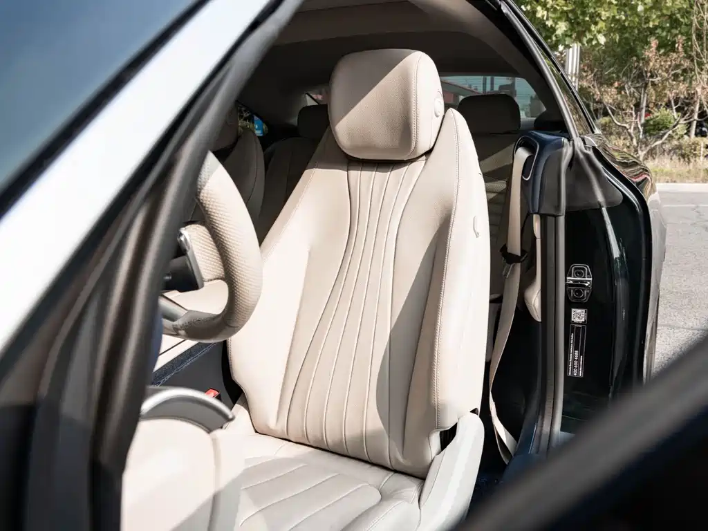 Mercedes-Benz E-Class (Import) — миниатюра 12