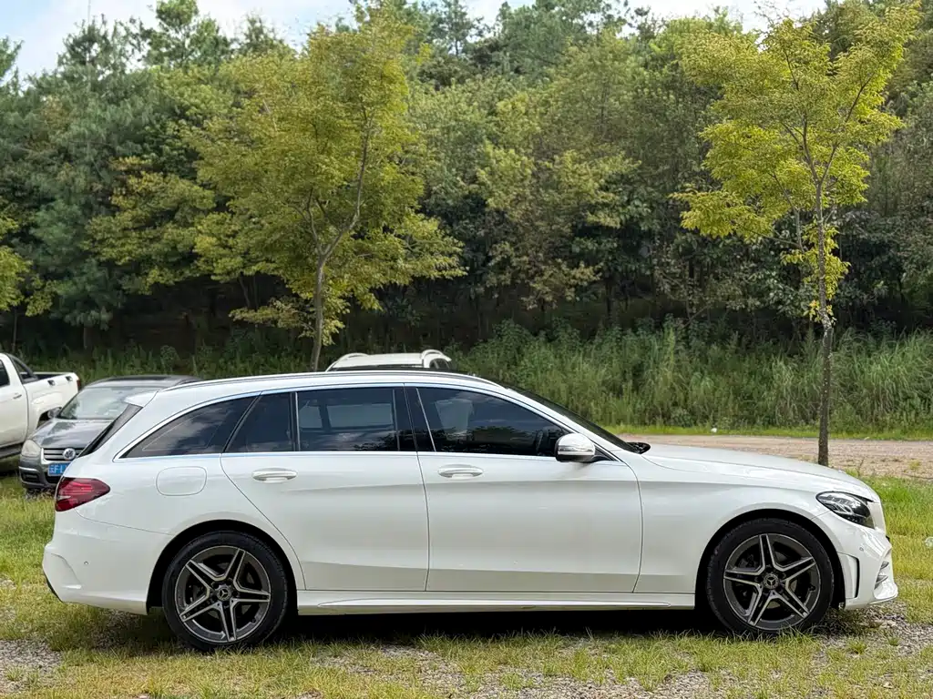 Mercedes-Benz C-Class (Import) — миниатюра 16