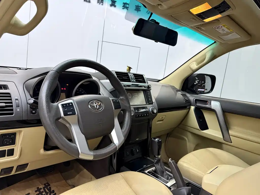 Toyota Land Cruiser Prado 2016 4.0L