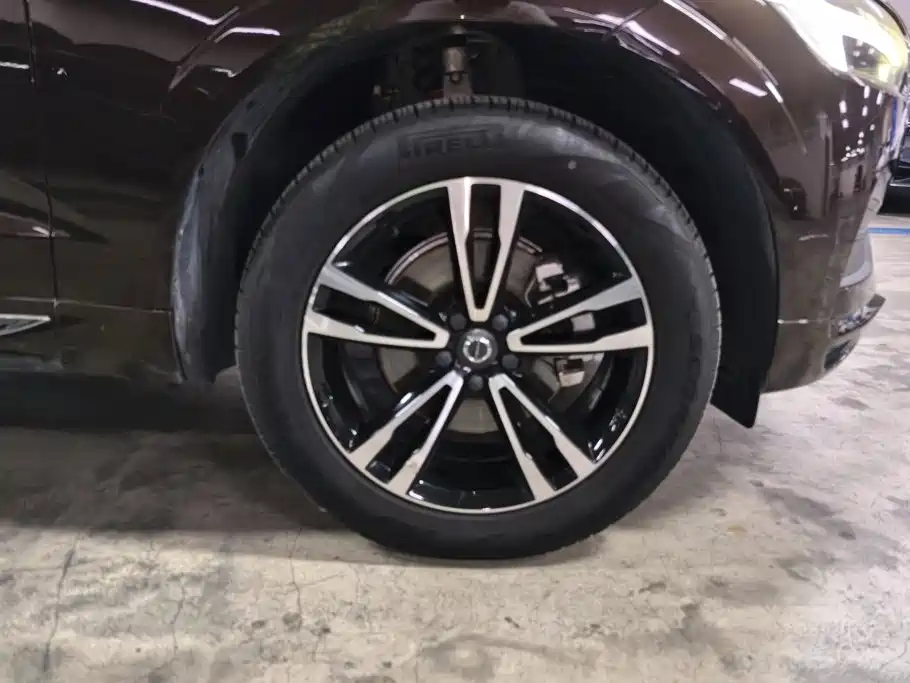 Volvo XC60 — миниатюра 6