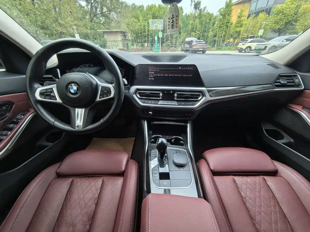 BMW 3 Series — миниатюра 8