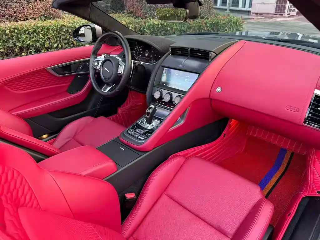 Jaguar F-TYPE — миниатюра 5