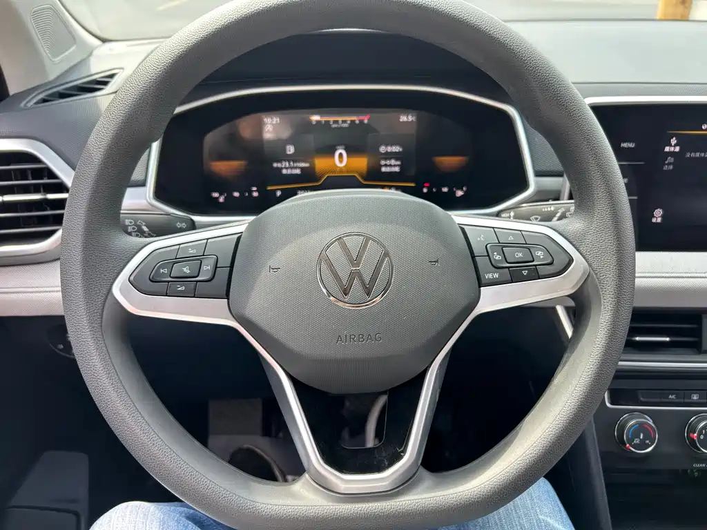 Volkswagen Tharu — миниатюра 11
