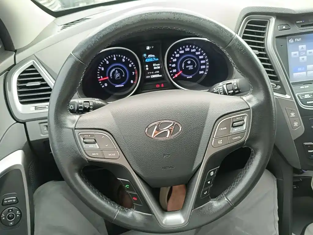 Hyundai Santa Fe — миниатюра 11
