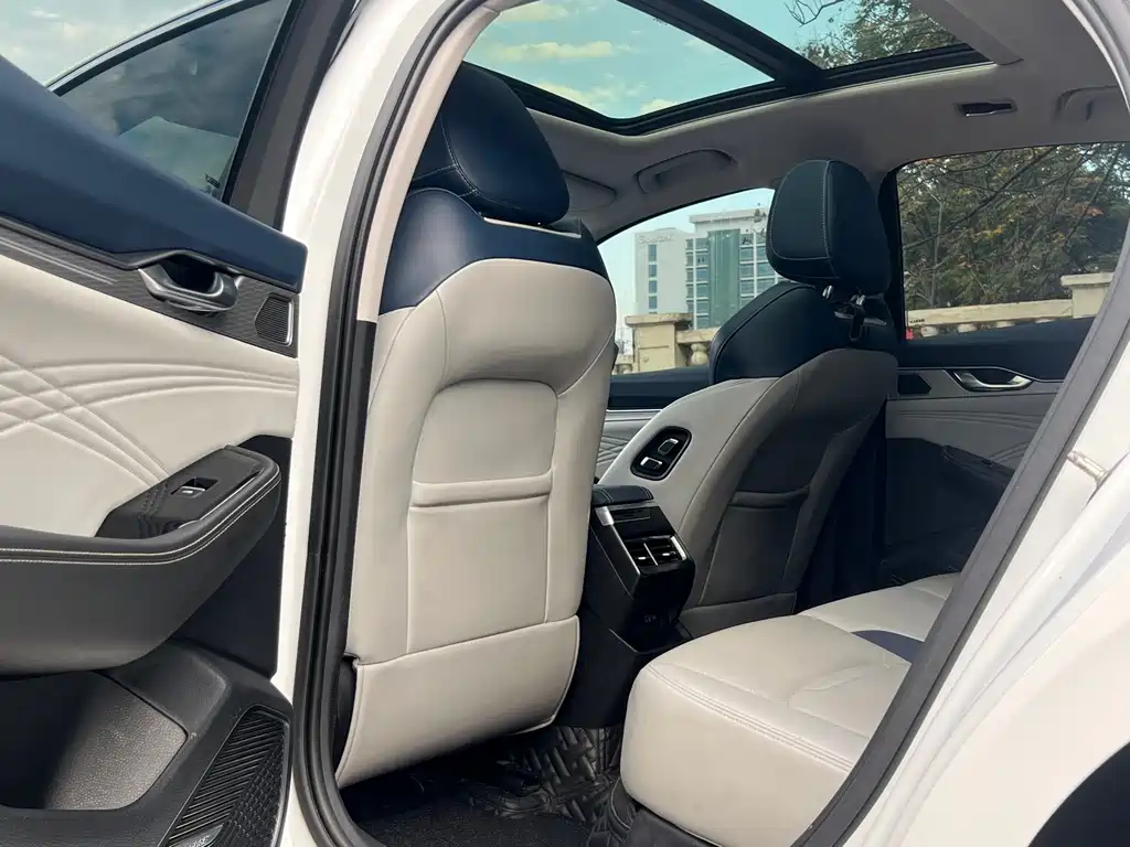 GEELY AUTOMOBILE XINGRUI