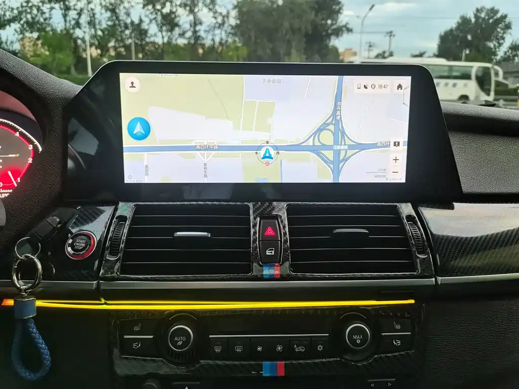 BMW X6 — миниатюра 17