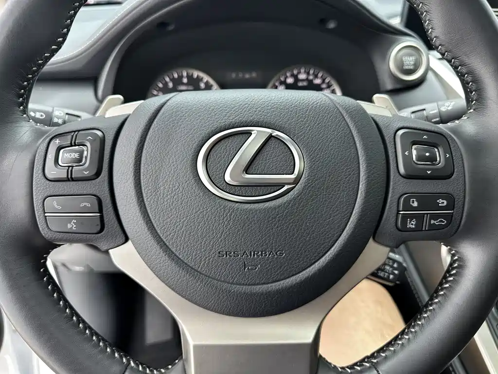 Lexus NX — фотографии объявления, Фото 15