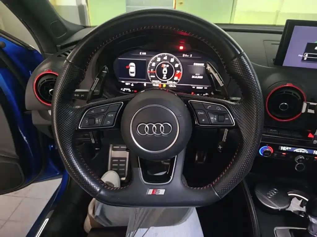 Audi S3 — миниатюра 15
