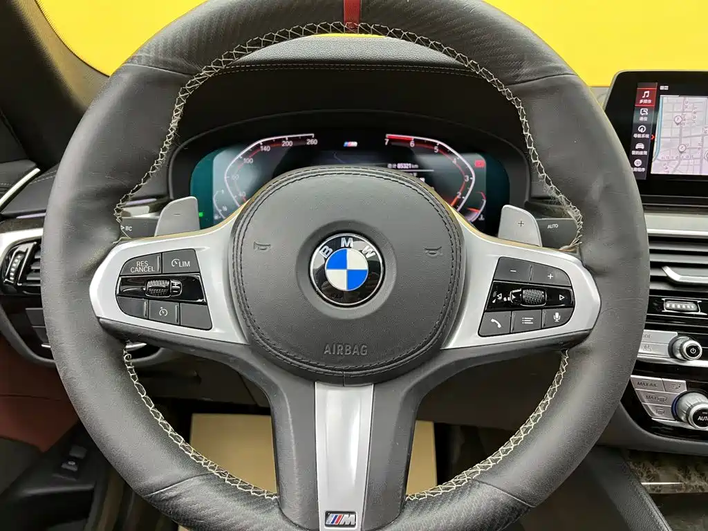 BMW 5 Series — миниатюра 31