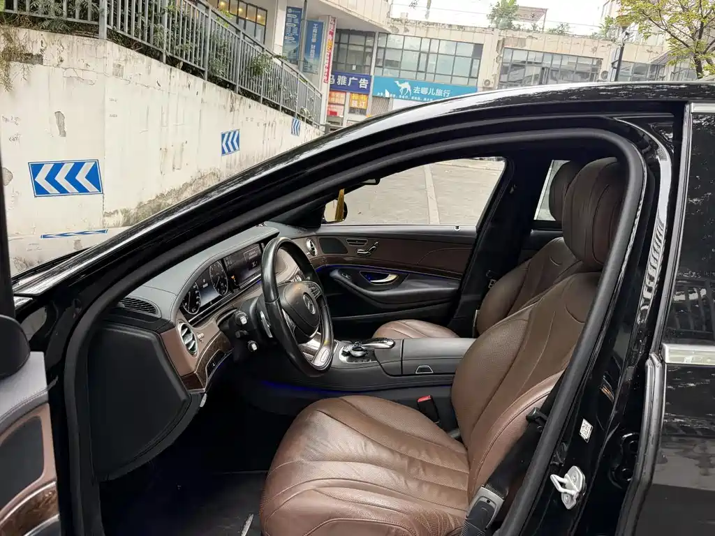 Mercedes-Benz S-Class — миниатюра 5