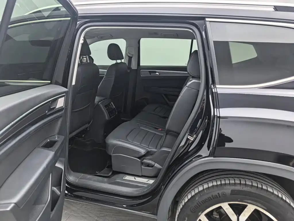 Volkswagen Teramont — миниатюра 9