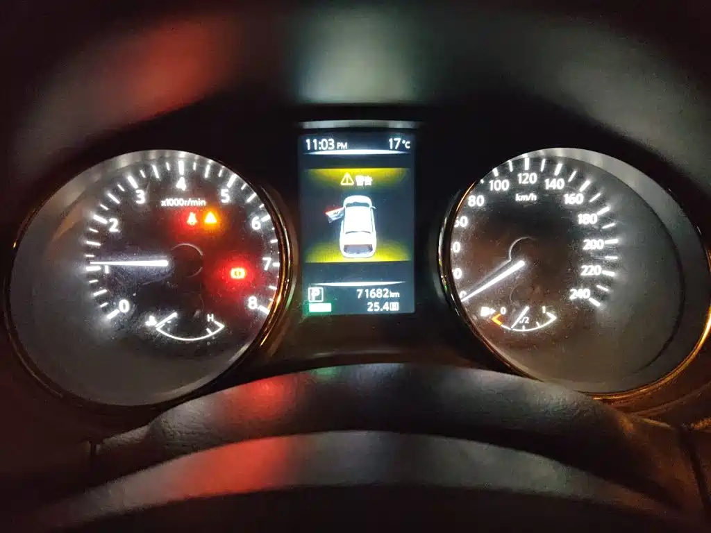 Nissan Qashqai — миниатюра 12