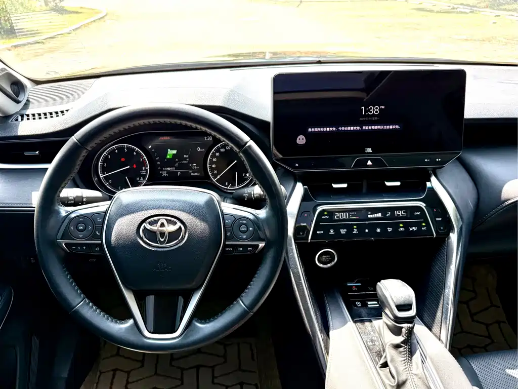 Toyota Venza 2.0L CVT 2WD Premium Edition, фото 17