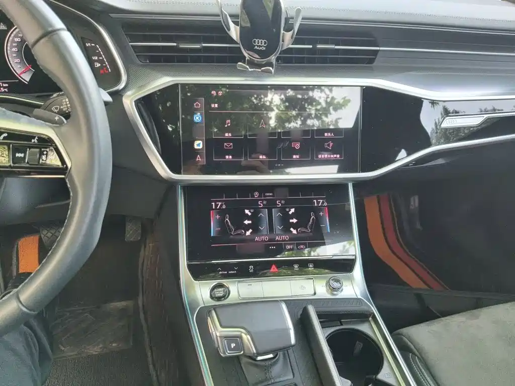 Audi A6L — миниатюра 6