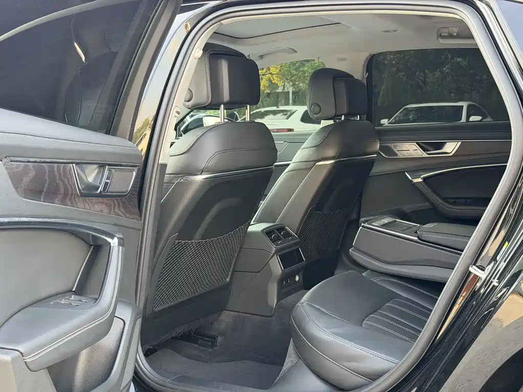 Audi A6L — миниатюра 6