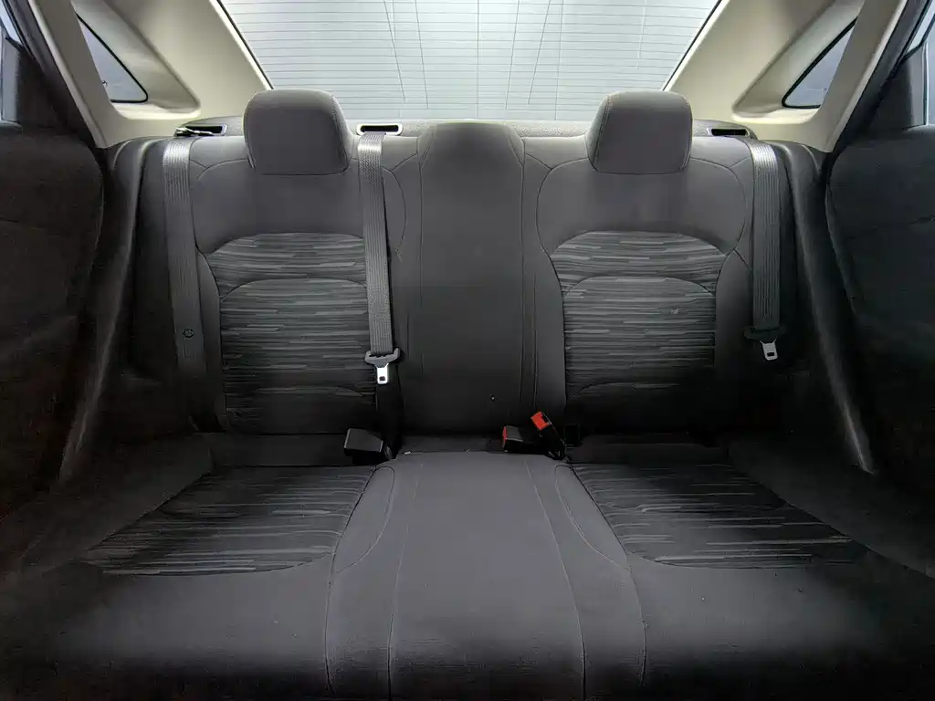 Chevrolet Monza — миниатюра 13