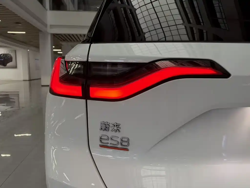 NIO ES8 — миниатюра 25