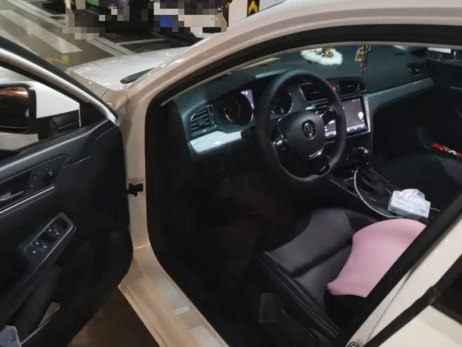 Volkswagen Lamando — миниатюра 17