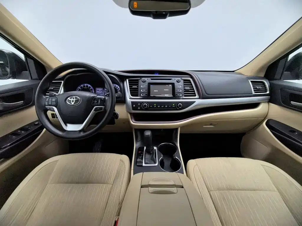 Toyota Highlander — миниатюра 5
