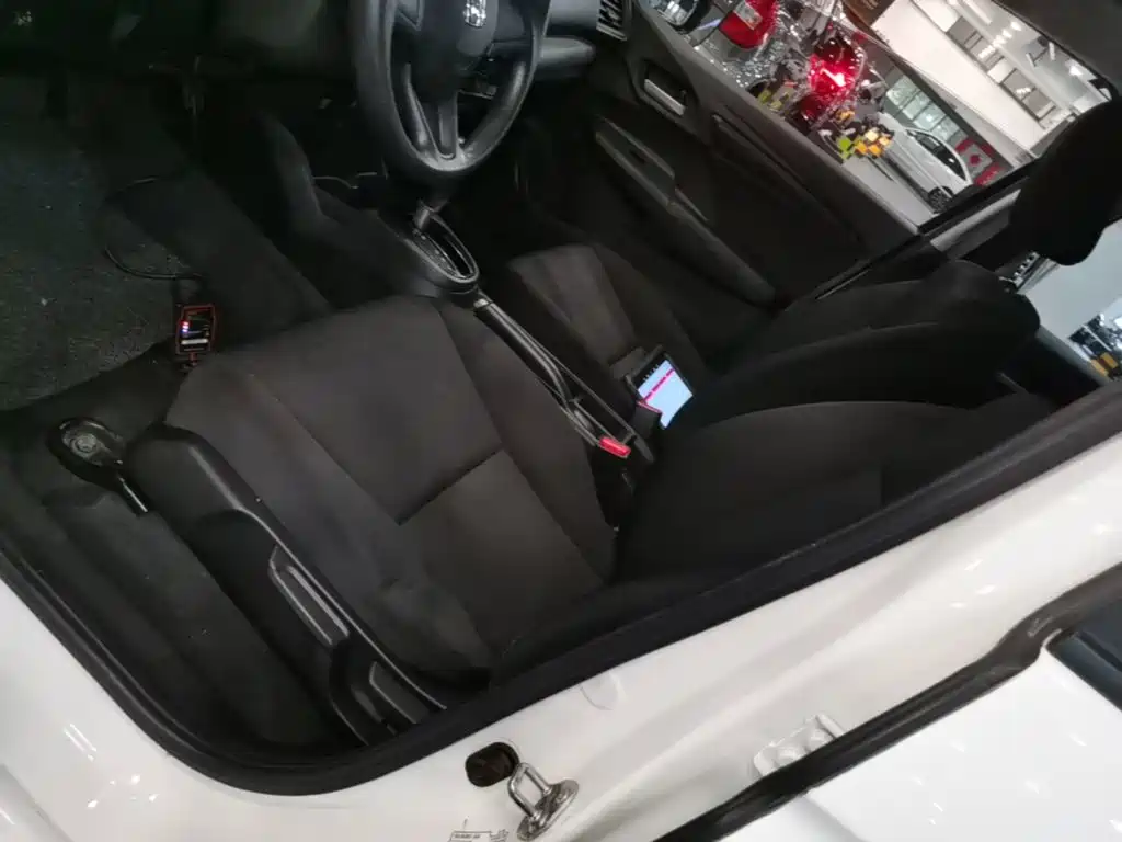 Honda Fit — миниатюра 15