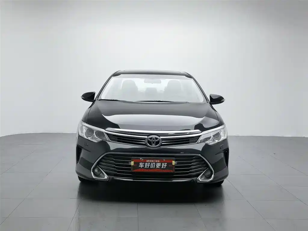 Toyota Camry 2015 2.5G Luxury