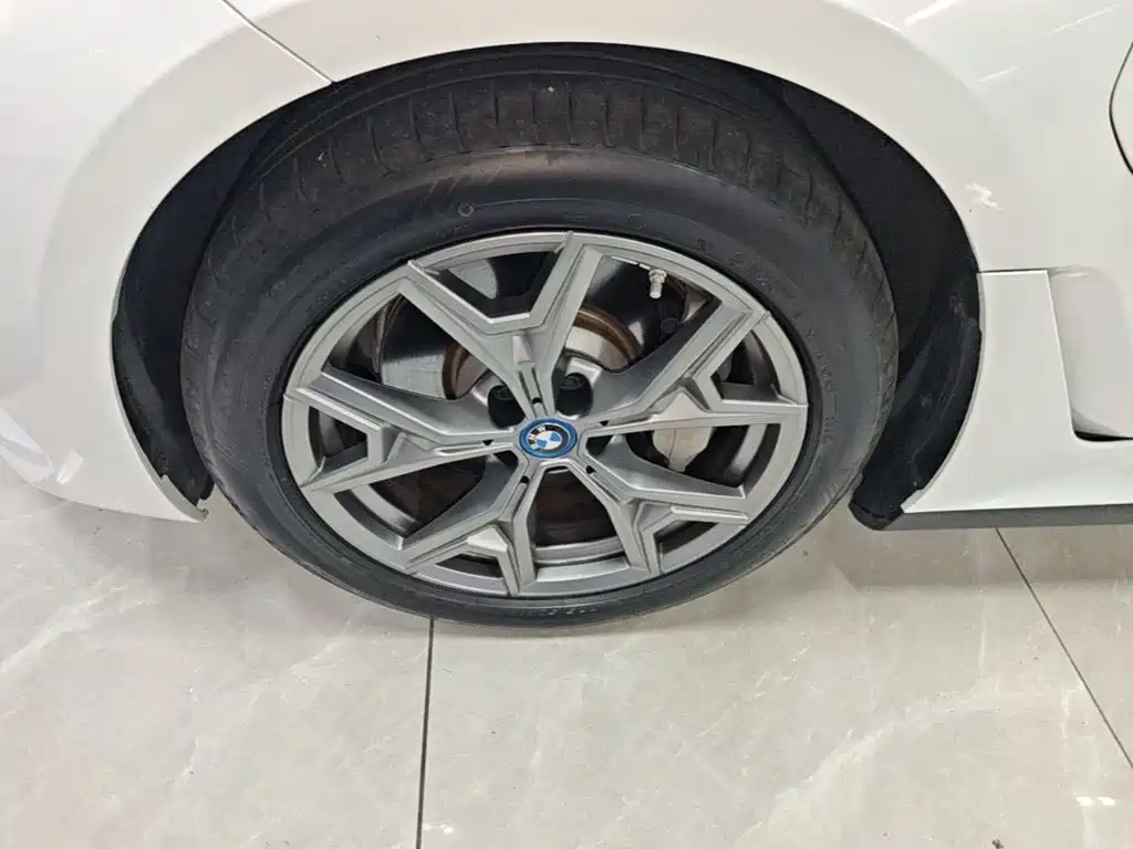 BMW i3 — миниатюра 23