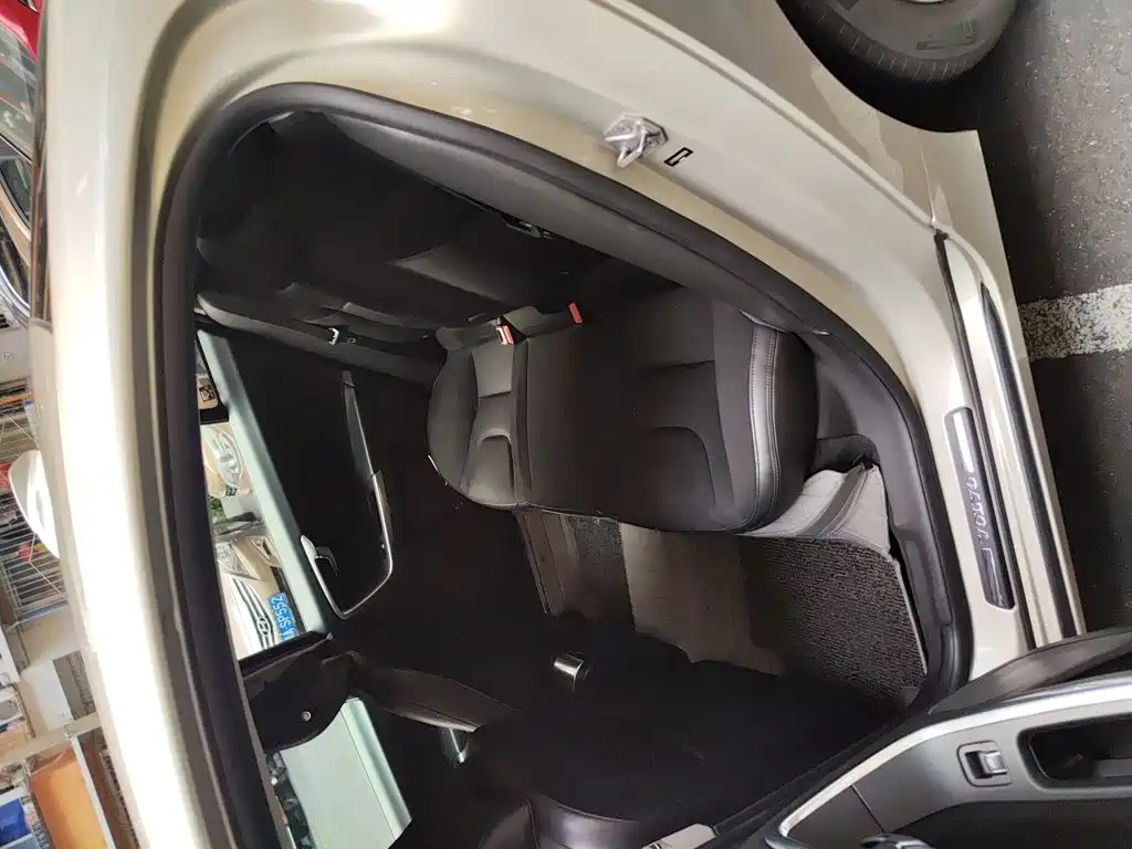 Volvo S60 — миниатюра 15
