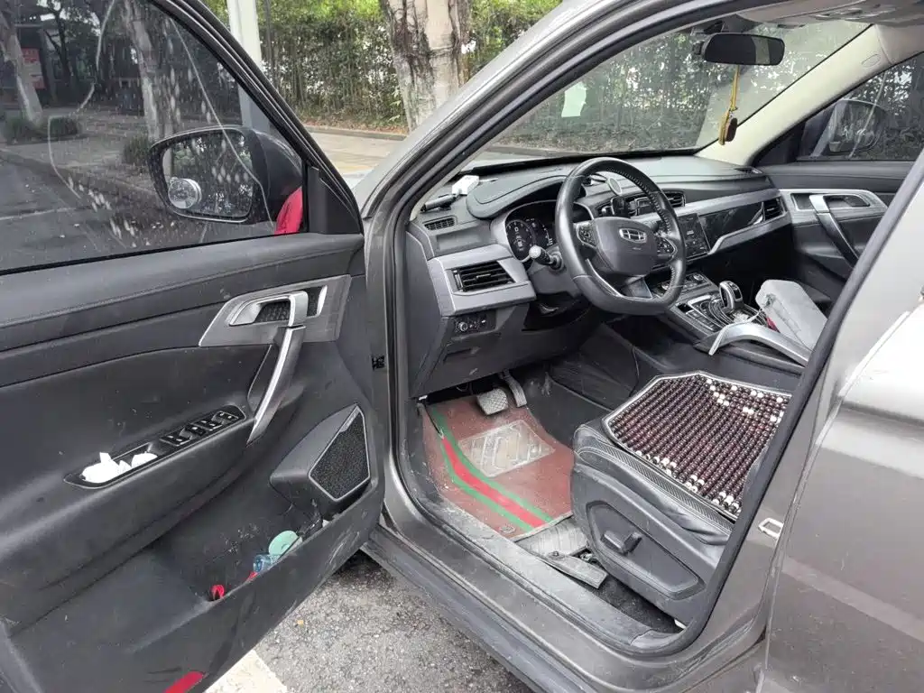Geely Boyue — миниатюра 12