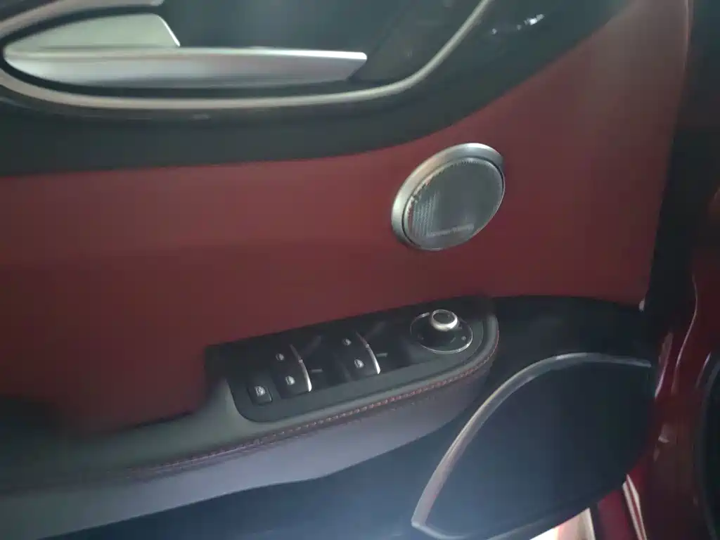 Alfa Romeo Giulia — миниатюра 2