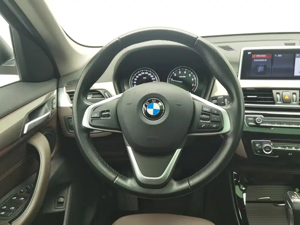 BMW X1 — миниатюра 11