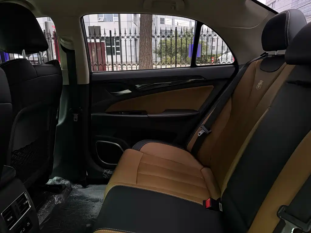 BYD Qin NEV — миниатюра 25