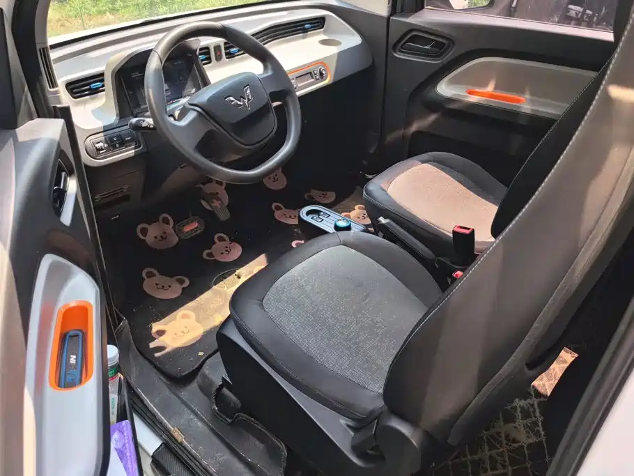 Wuling MINIEV — миниатюра 9